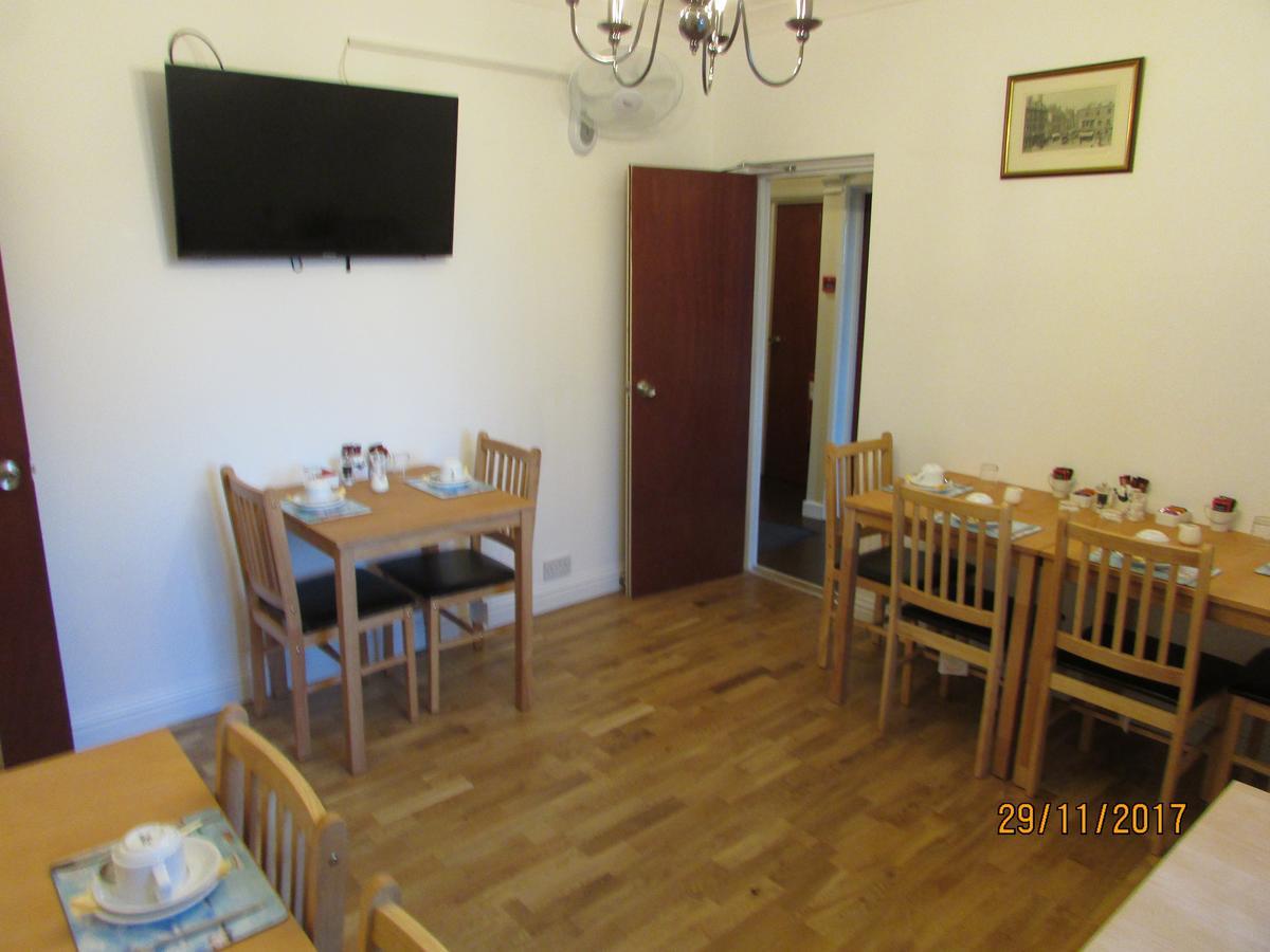 ويموث Charlotte Guest House المظهر الخارجي الصورة