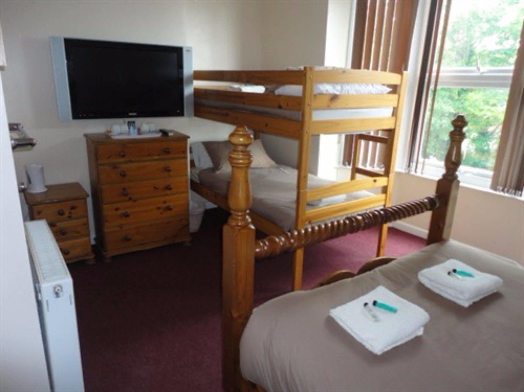 ويموث Charlotte Guest House المظهر الخارجي الصورة